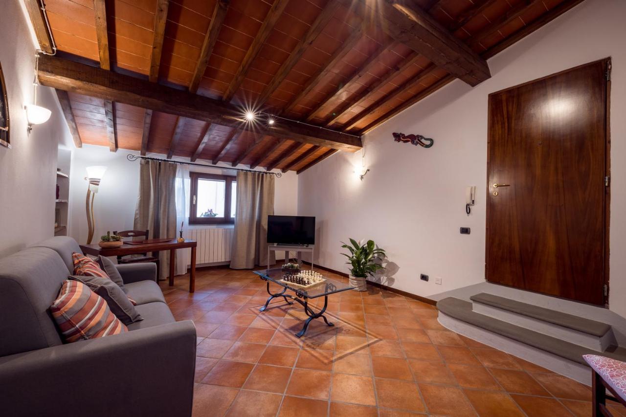 Tognazzi Casa Vacanze - Casa Vico Zambra Exterior photo
